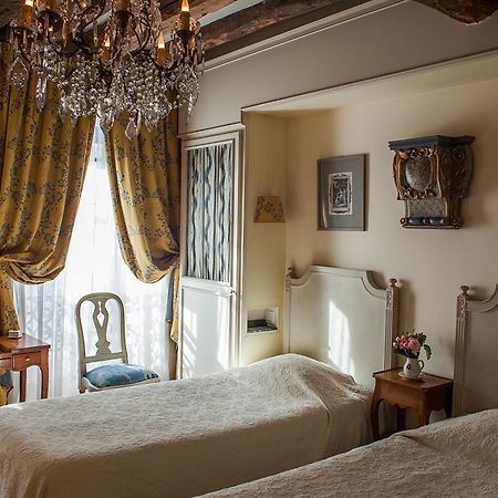 Hotel Caron De Beaumarchais باريس المظهر الخارجي الصورة